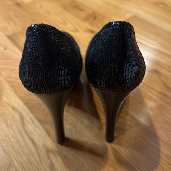 NIB Calvin Klein Heels - Picture 4 of 10